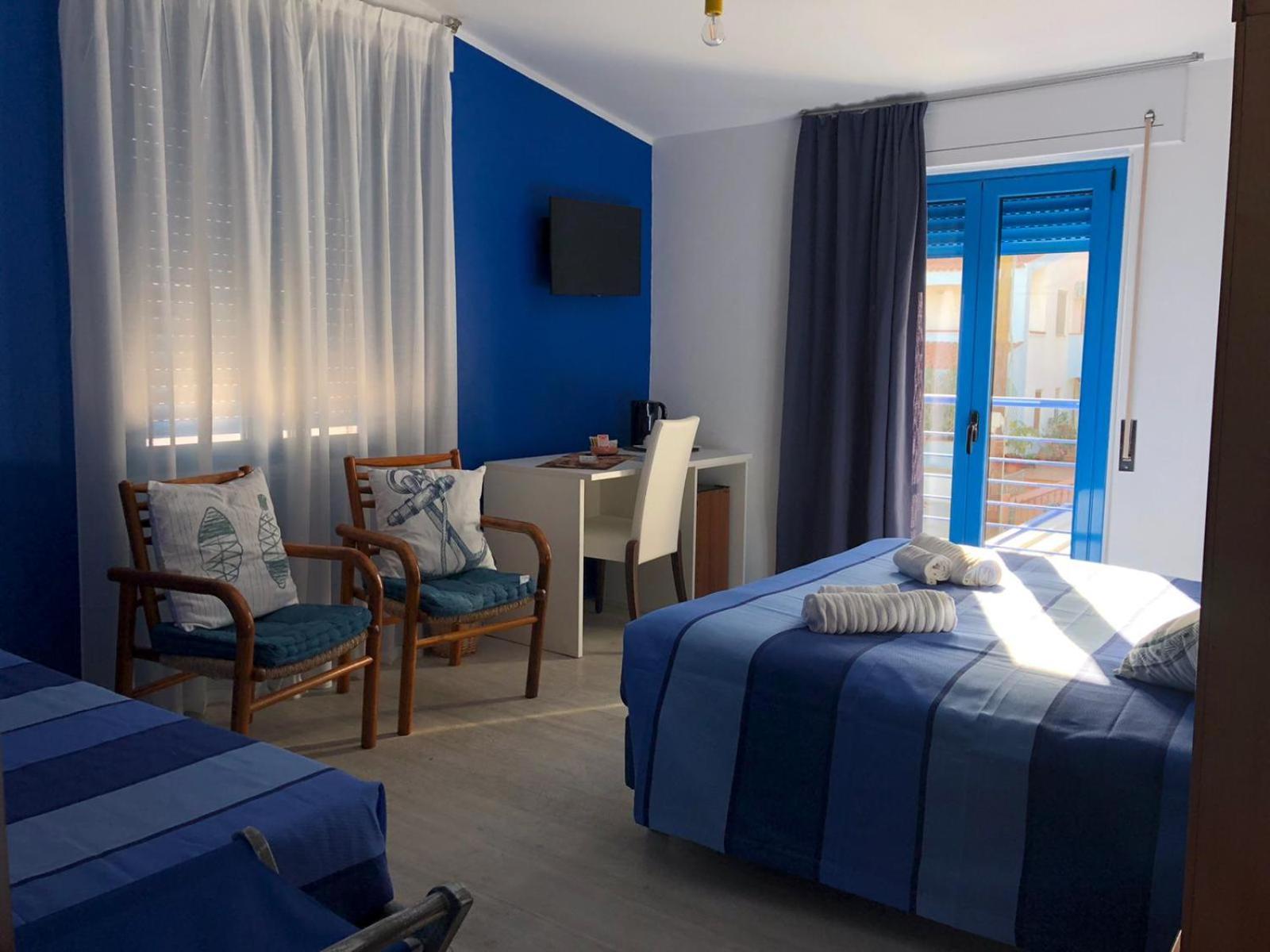 La Favorita Hotel Cala Gonone Exteriör bild