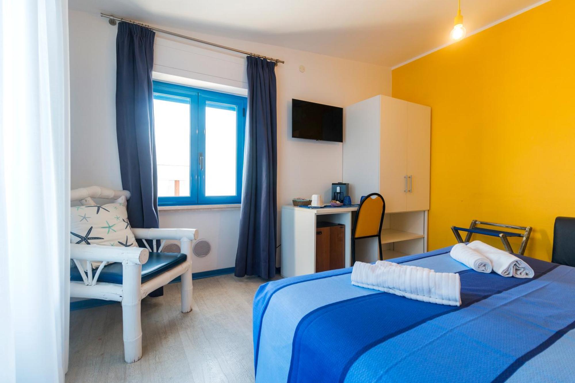 La Favorita Hotel Cala Gonone Exteriör bild