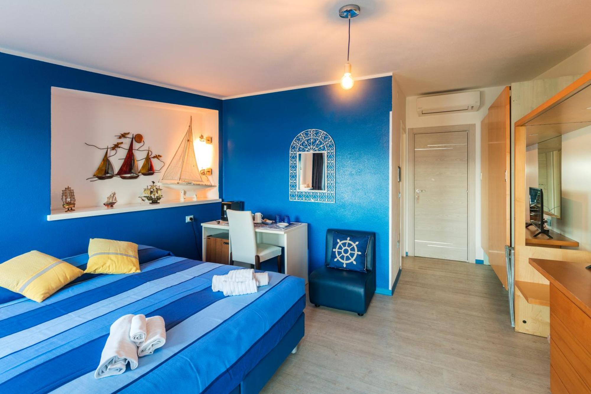 La Favorita Hotel Cala Gonone Exteriör bild