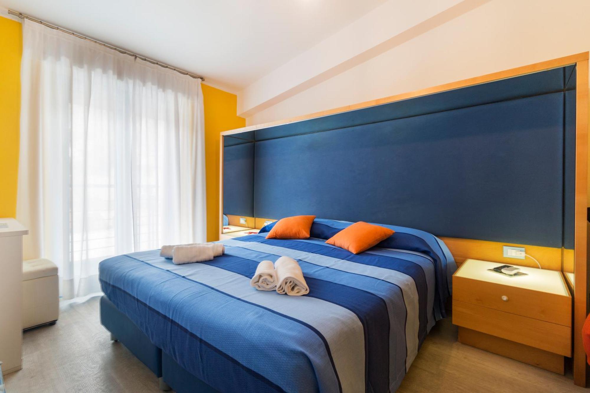 La Favorita Hotel Cala Gonone Exteriör bild